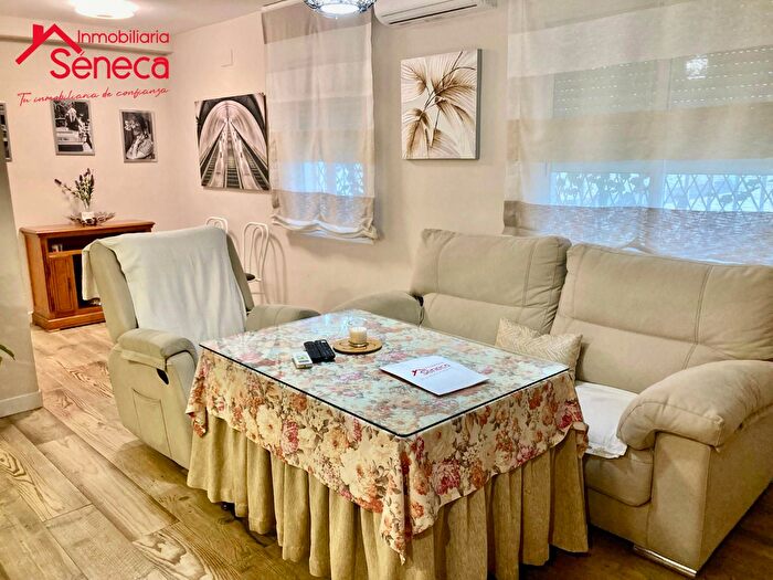 Casas en venta y pisos alquiler - 1