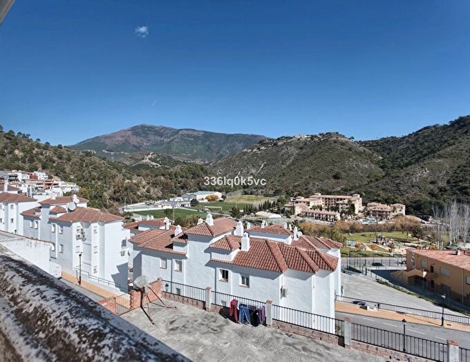 Casa en venta en Benahavís pueblo, Benahavís de 3 habitaciones
