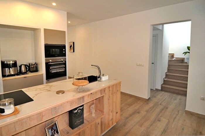 Casas en venta y pisos alquiler - 2