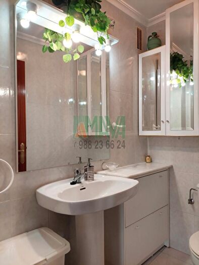 Casas en venta y pisos alquiler - 2