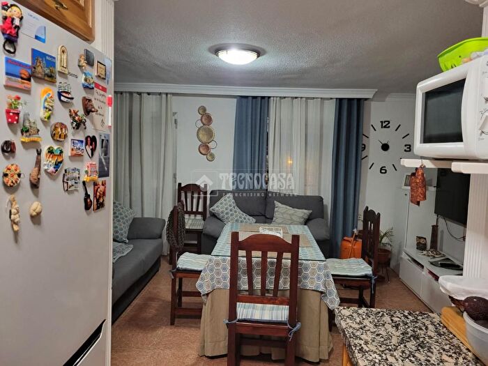 Casas en venta y pisos alquiler - 2