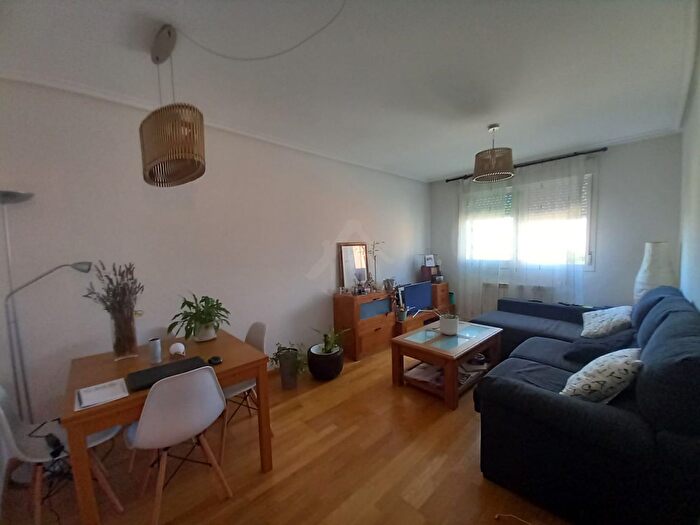 Piso en venta en Villamediana de Iregua, La Rioja de 2 habitaciones