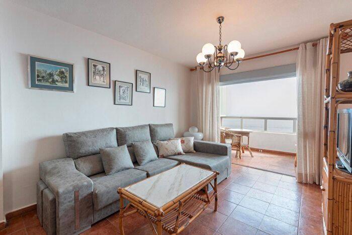 Piso en venta en Velilla Velilla Taramay, Almuñécar de 4 habitaciones