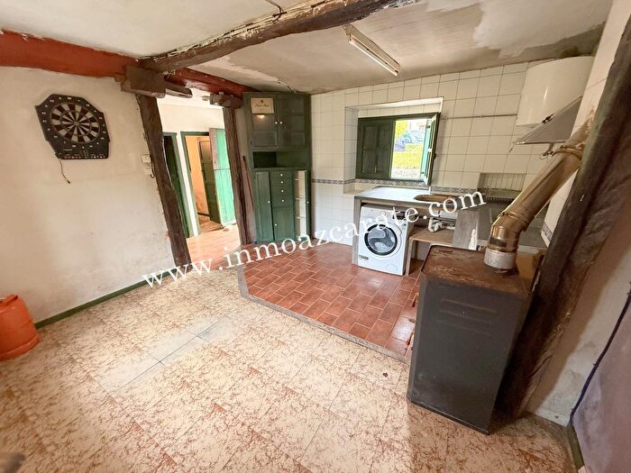 Casas en venta y pisos alquiler - 3