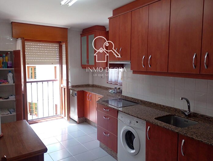 Casas en venta y pisos alquiler - 1