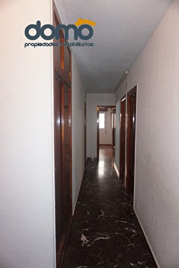 Casas en venta y pisos alquiler - 3