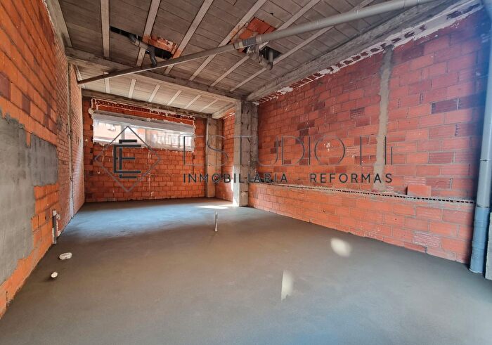 Casas en venta y pisos alquiler - 2
