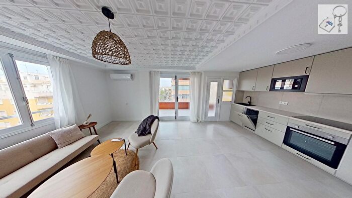 Casas en venta y pisos alquiler - 1