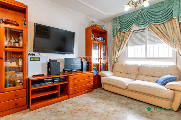 Casas en venta y pisos alquiler - 1