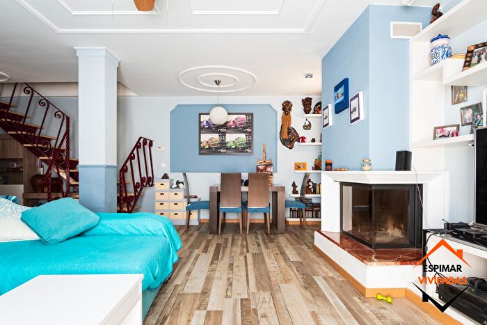 Casas en venta y pisos alquiler - 1