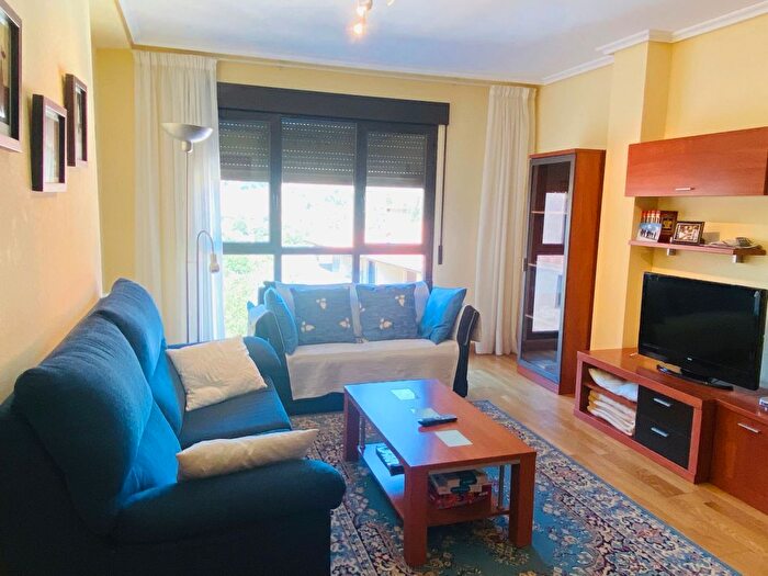 Casas en venta y pisos alquiler - 1