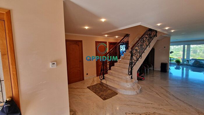 Casa en venta en Betanzos, A Coruña de 5 habitaciones
