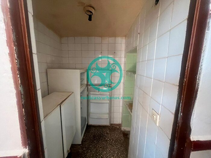 Casas en venta y pisos alquiler - 2