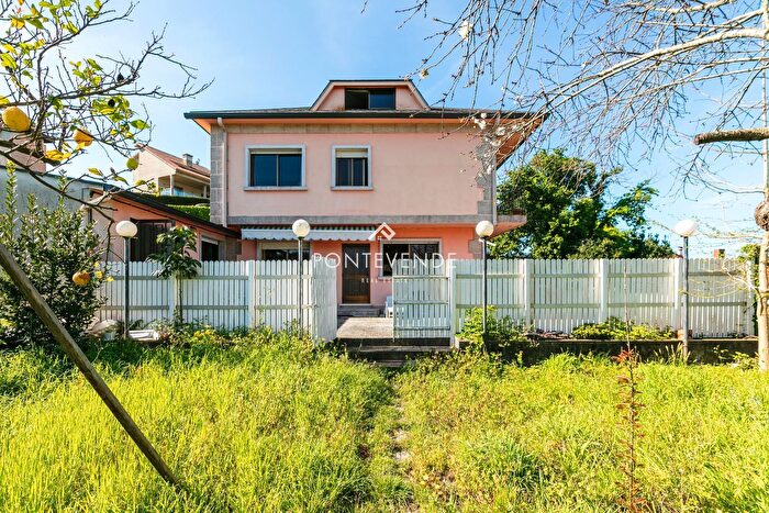 Casas en venta y pisos alquiler - 2