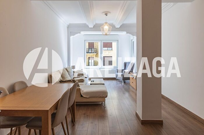 Casas en venta y pisos alquiler - 2