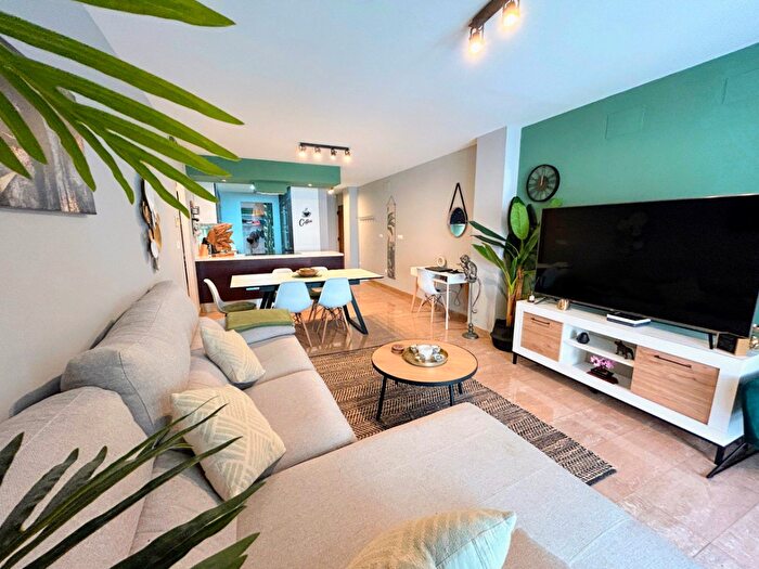 Piso en venta en Xaló, Alicante de 2 habitaciones