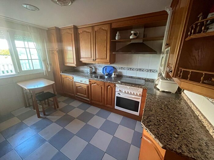 Casa en venta en Cabrerizos, Salamanca de 5 habitaciones