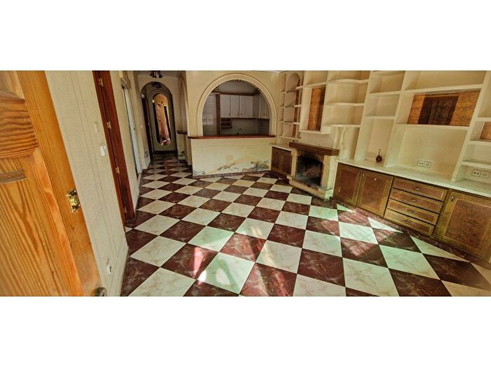Casas en venta y pisos alquiler - 2