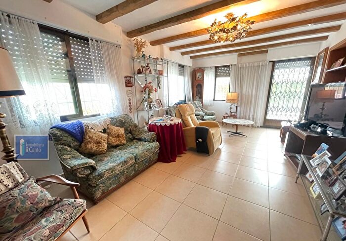 Casas en venta y pisos alquiler - 2