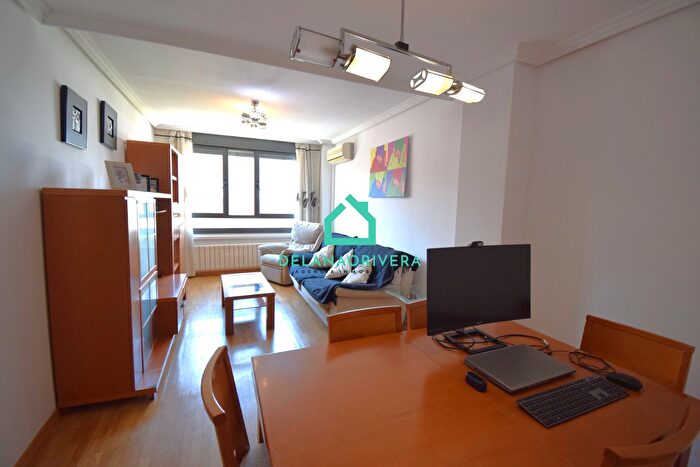 Casas en venta y pisos alquiler - 2