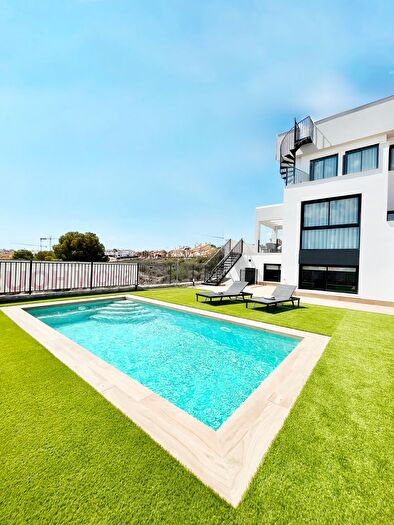 Casas en venta y pisos alquiler - 1
