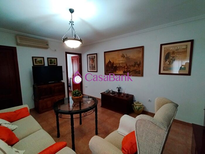 Casas en venta y pisos alquiler - 1