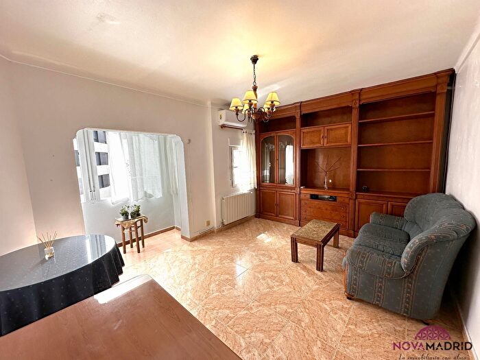 Casas en venta y pisos alquiler - 1