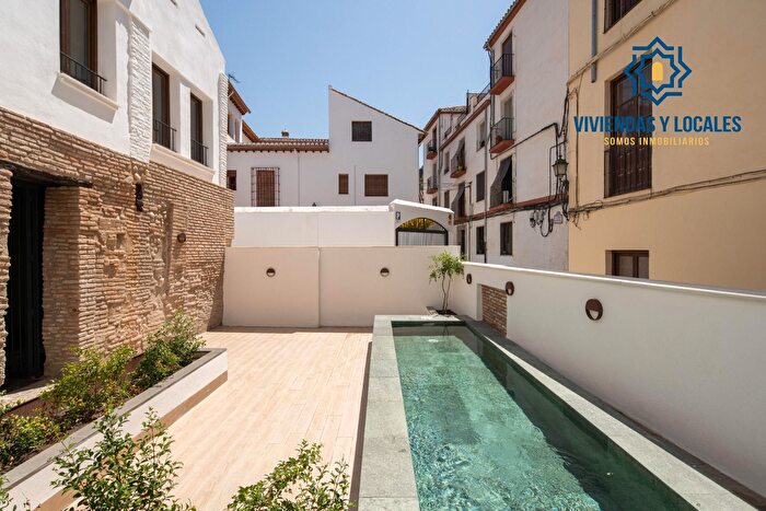 Casas en venta y pisos alquiler - 1