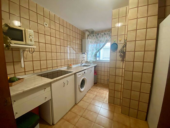 Casas en venta y pisos alquiler - 2