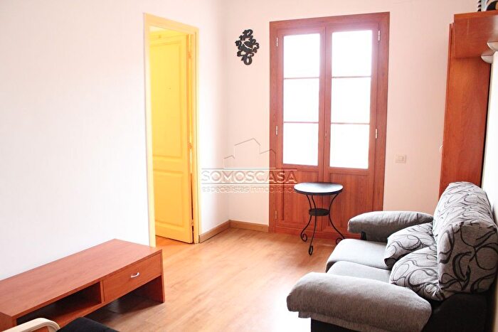 Casas en venta y pisos alquiler - 1