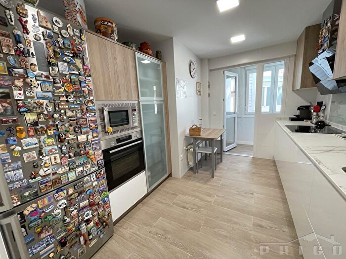 Casas en venta y pisos alquiler - 2