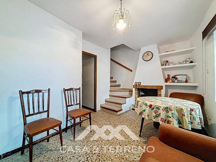 Casas en venta y pisos alquiler - 2