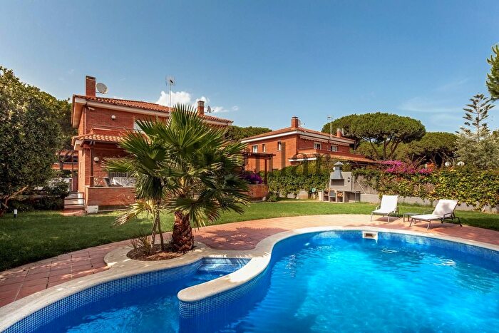 Casa en venta en Gavà Mar, Gavà de 7 habitaciones