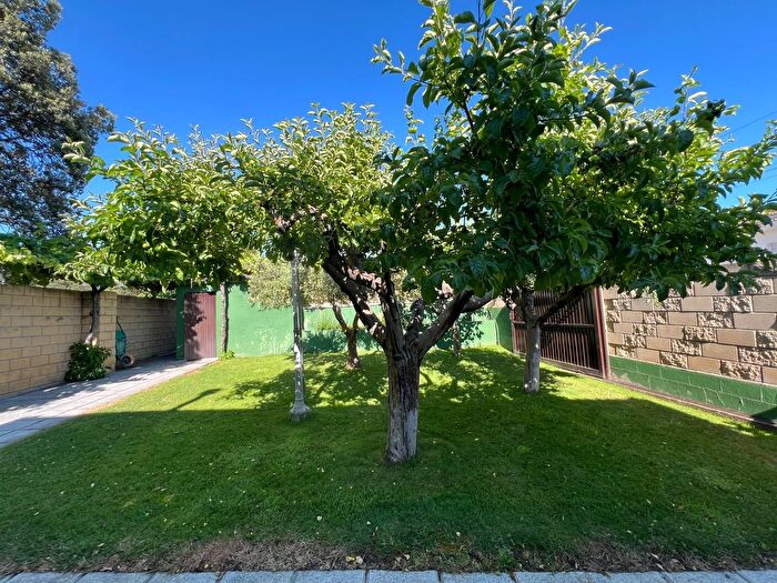 Casas en venta y pisos alquiler - 2