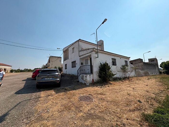 Casas en venta y pisos alquiler - 2