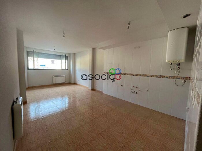 Piso en venta en Iriépal Taracena Valdenoches, Guadalajara Capital de 1 habitacion