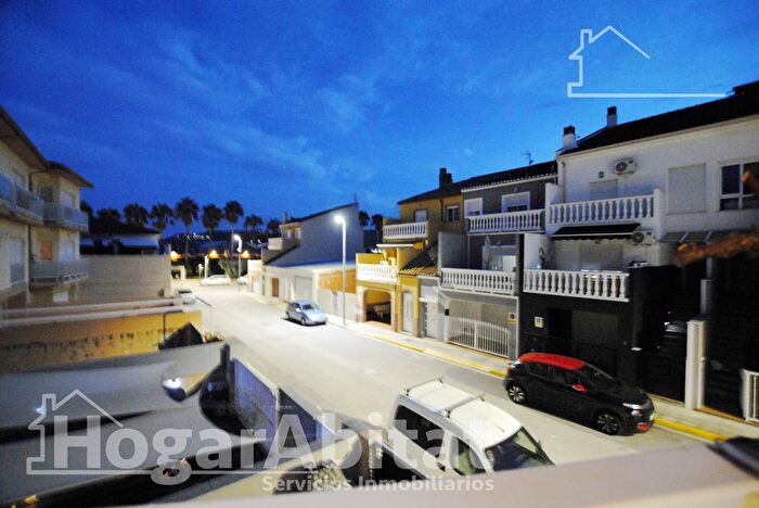 Casas en venta y pisos alquiler - 3