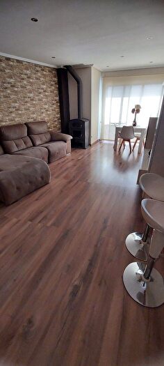 Casas en venta y pisos alquiler - 2