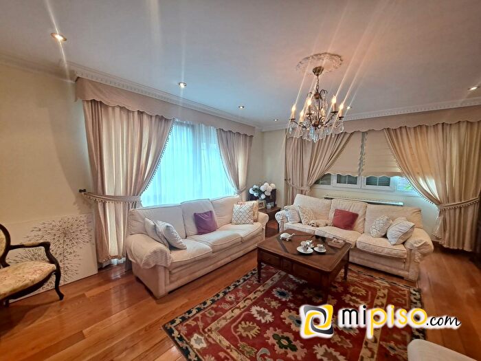 Casas en venta y pisos alquiler - 2