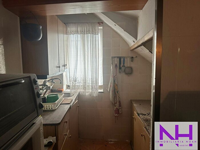 Casas en venta y pisos alquiler - 2