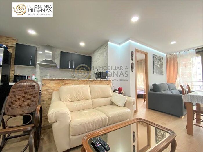 Casas en venta y pisos alquiler - 2