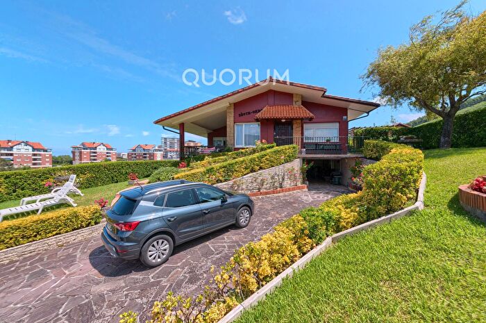 Casa en venta en Bakio, Bizkaia de 3 habitaciones