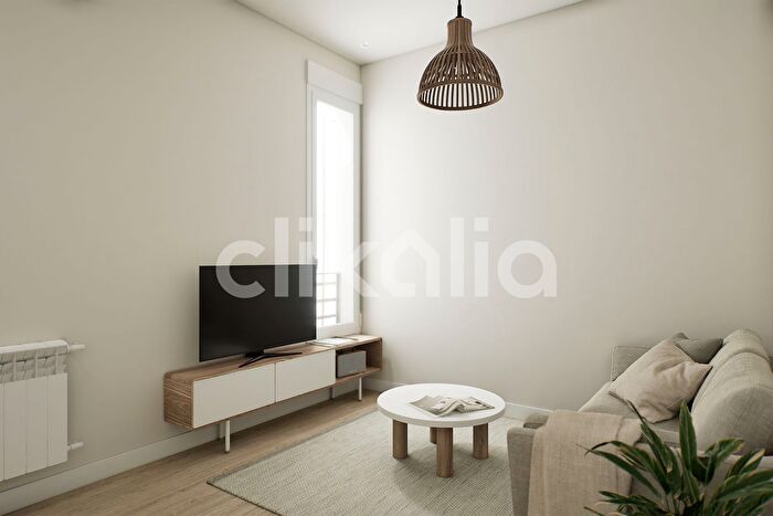 Casas en venta y pisos alquiler - 1