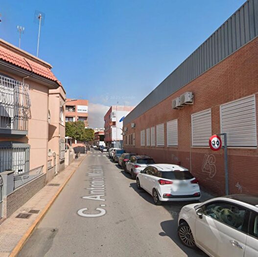 Piso en venta en Viator, Almería