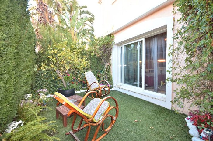 Piso en alquiler en Marbella Centro, Casco Antiguo de 4 habitaciones