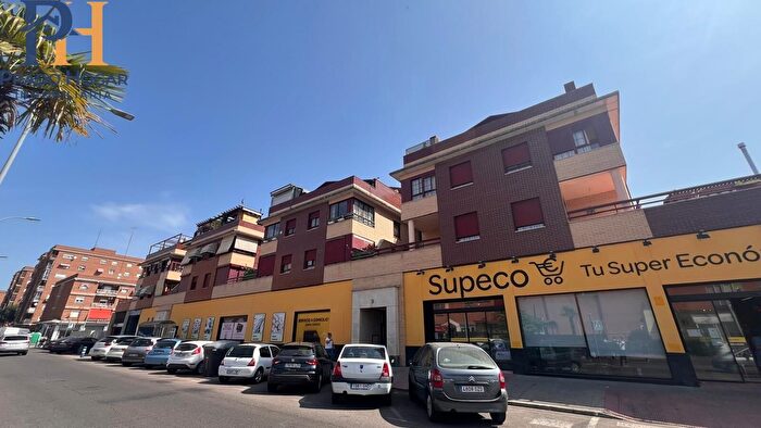 Casas en venta y pisos alquiler - 1