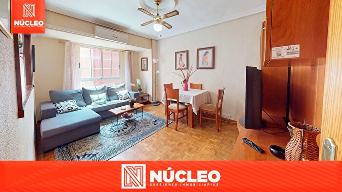Casas en venta y pisos alquiler - 1