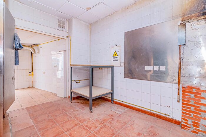 Casas en venta y pisos alquiler - 2
