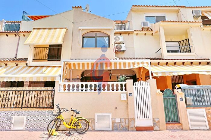 Casas en venta y pisos alquiler - 3