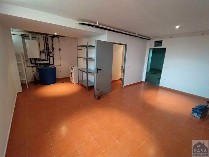 Casa en alquiler en Extremadura, Badajoz de 4 habitaciones